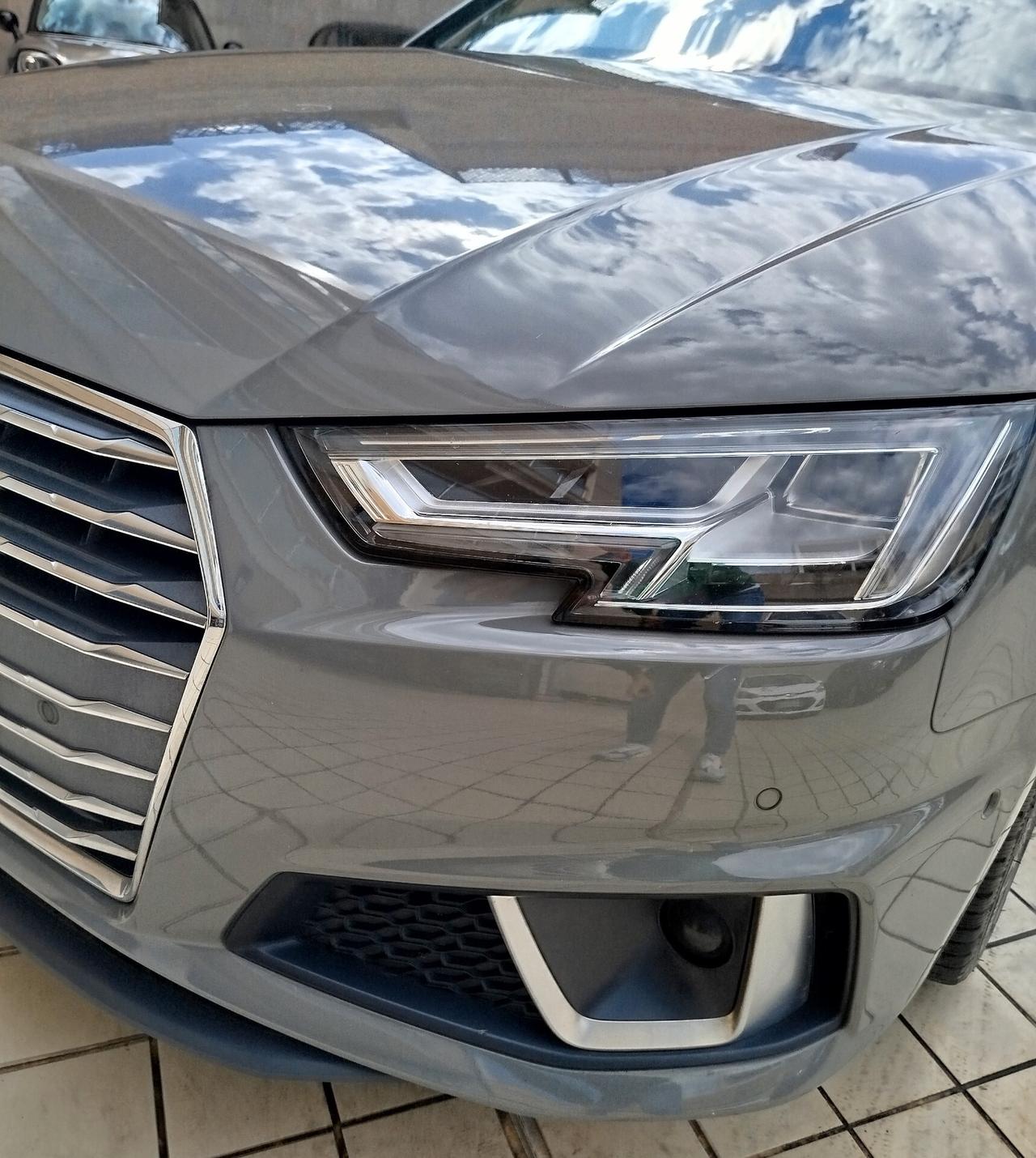 Audi A4 Avant 40 TDI quattro S tronic line edition