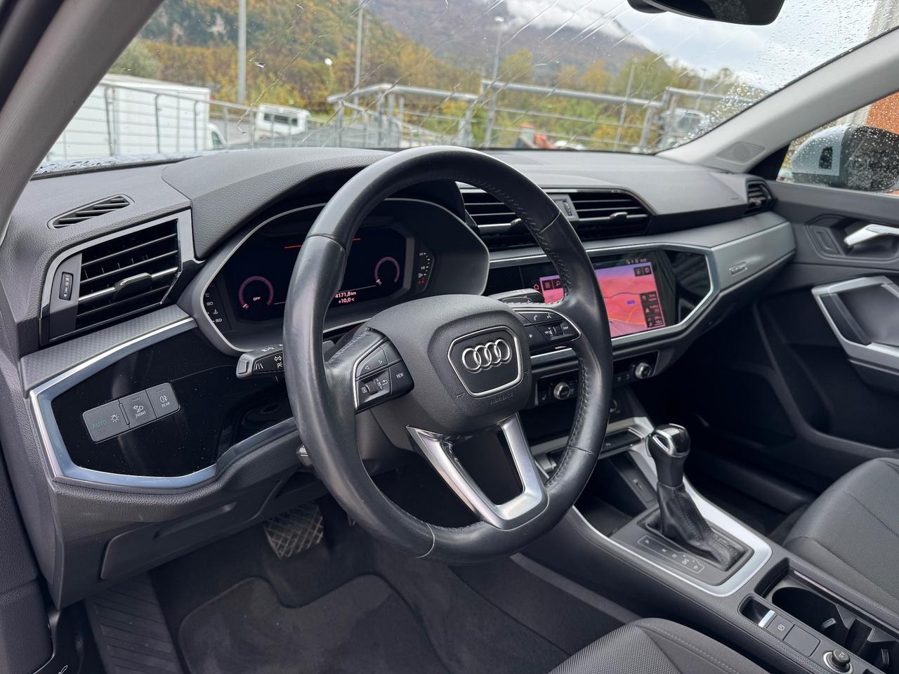 Audi Q3 40 TDI quattro S tronic Business Advanced