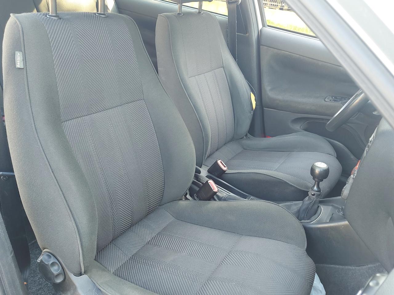 Alfa Romeo 147 1.9 JTD (115 CV) cat 5p. Distinctive