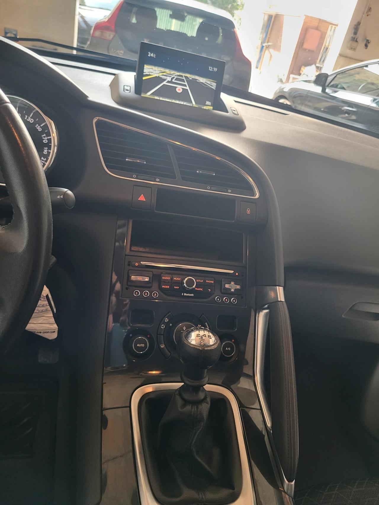 Peugeot 3008 BlueHDi 120 S&S Business