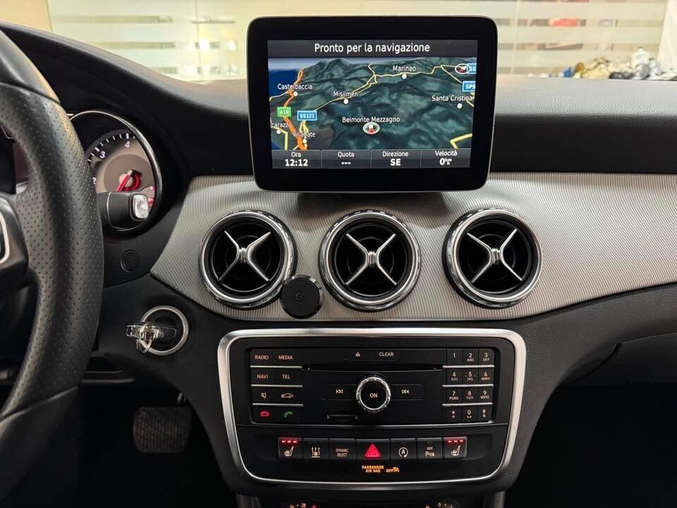 Mercedes-benz GLA 200 d Automatic Sport 2016