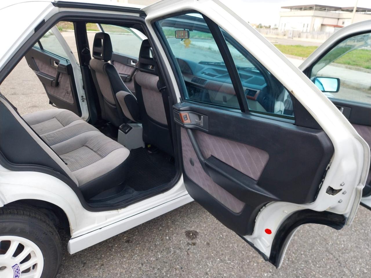 Alfa Romeo 155 1.8i Twin Spark cat Silverstone