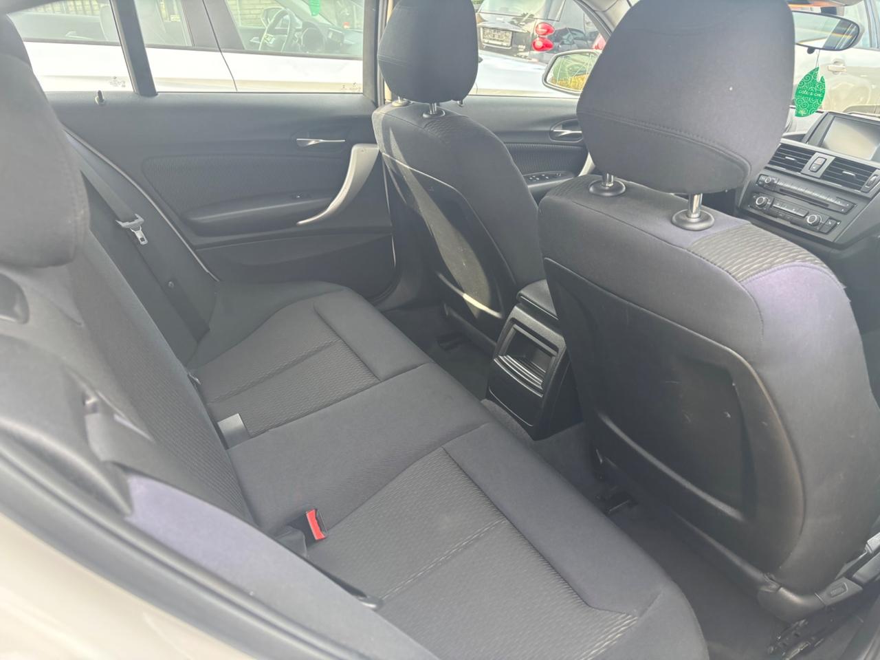 Bmw 114 114i 5p. Sport