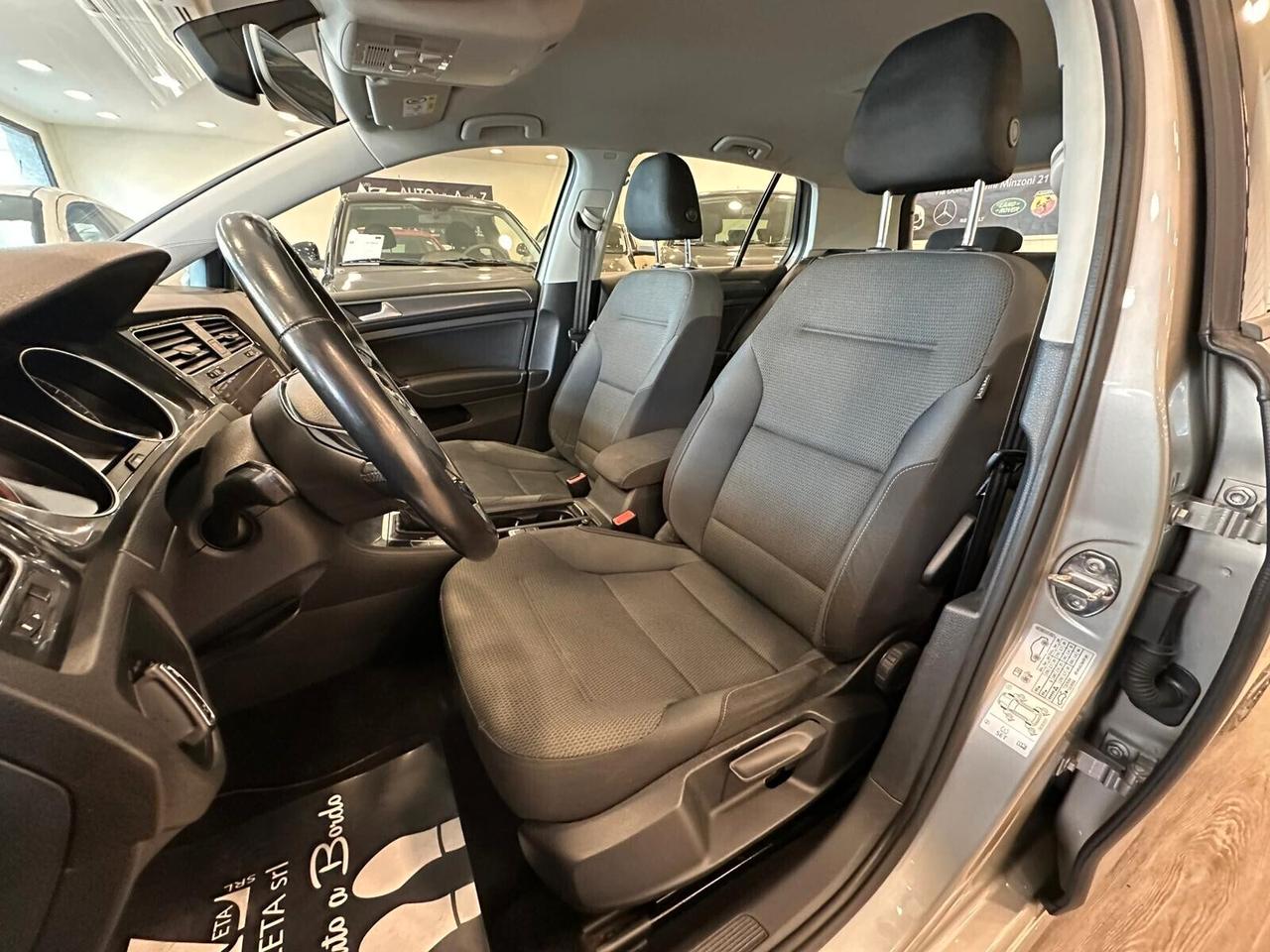 Volkswagen Golf 2.0 TDI 5p. Executive BlueMotion Technology