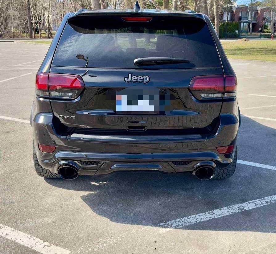 Jeep Grand Cherokee 5.7 HEMI