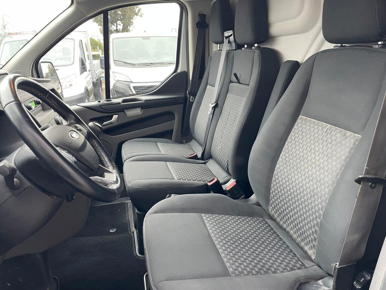 Ford Transit Custom 2.0 TD 130CV 3 posti L1H1