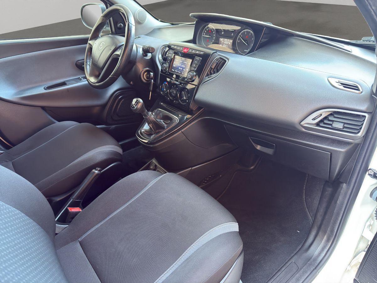 LANCIA - Ypsilon - 1.3 MJT 95 CV 5p. S&S Platinum