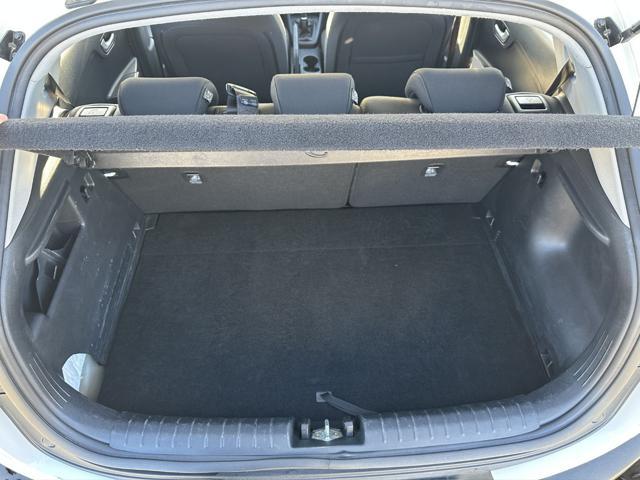 KIA Stonic 1.2 DPI Urban