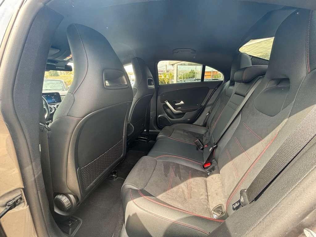 Mercedes-benz CLA 200 d Automatic Premium 2024 / KM 50.000 Tua a solo 349 Euro al mese