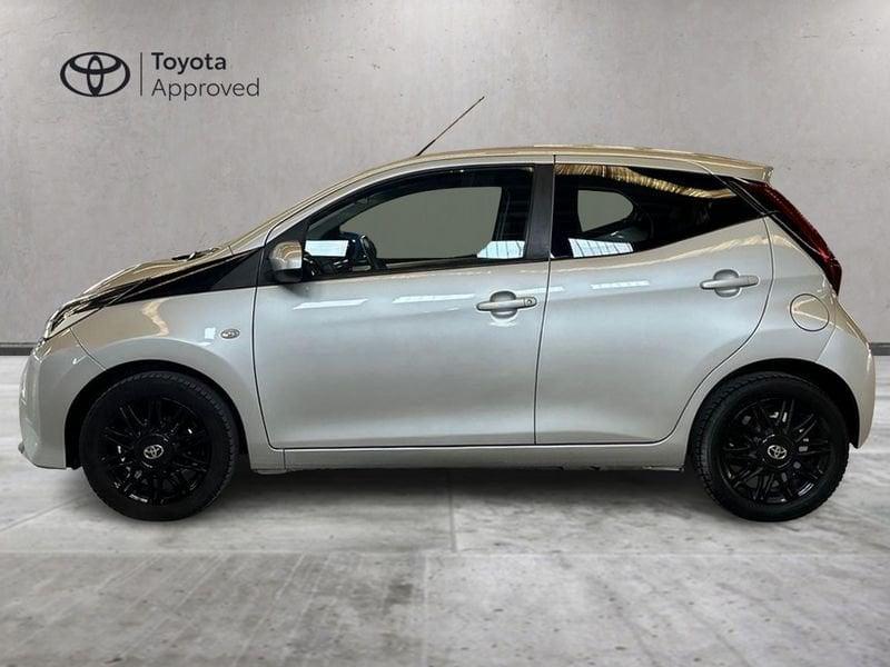 Toyota Aygo 1.0 VVT-i x-play MMT+ CERCHI IN LEGA
