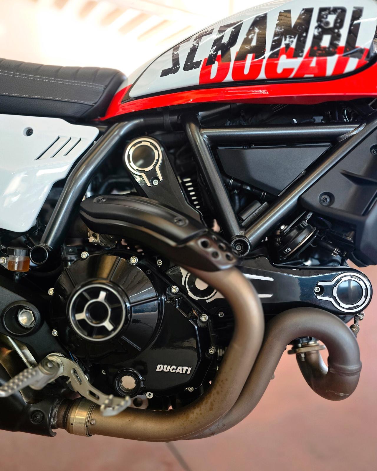 Ducati Scrambler URBAN MOTARD Nuova!