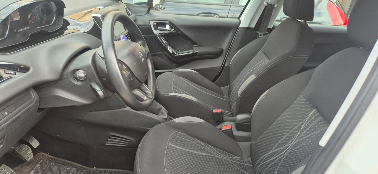 Peugeot 208 1.2 VTi 82 CV Active NEOPATENTATI