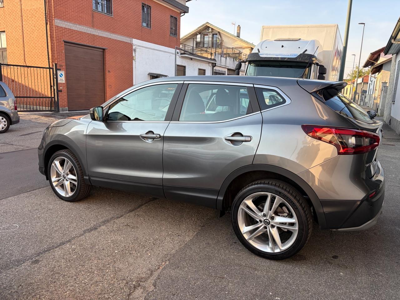 Nissan Qashqai 1.3 DIG-T 140 CV Tekna KM 4400