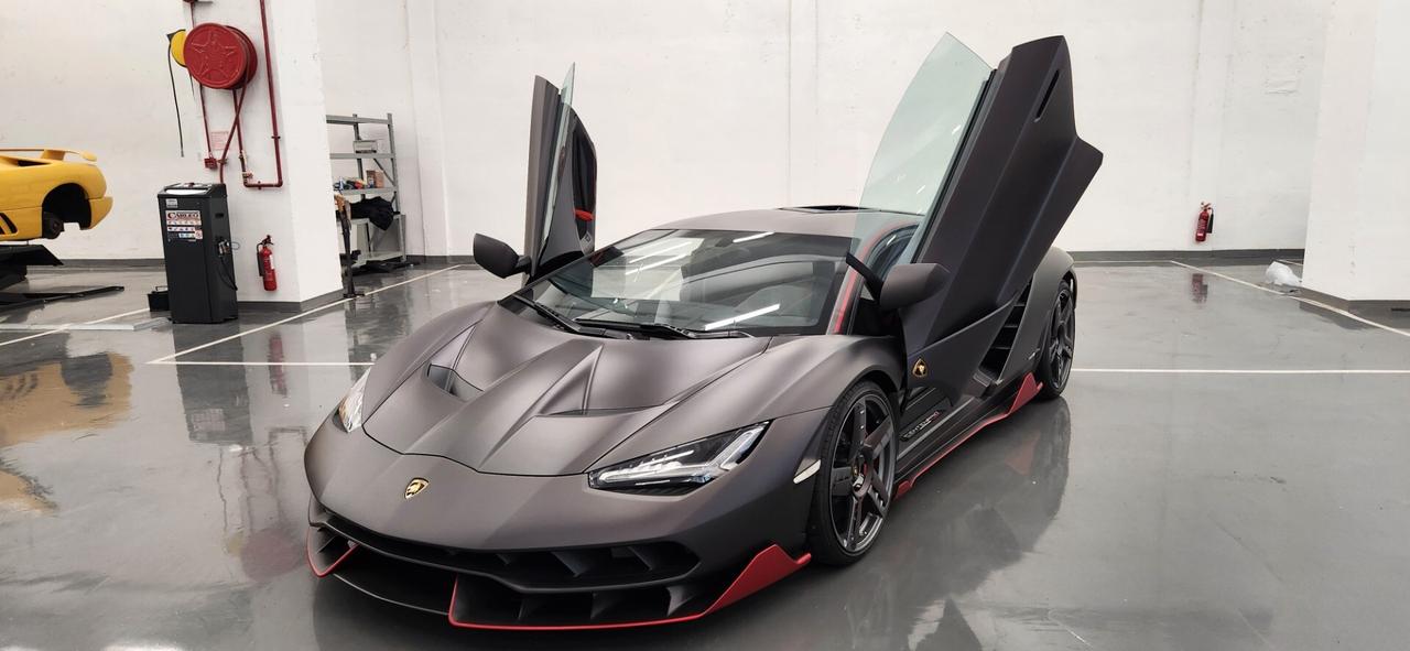 2017 Lamborghini Centenario