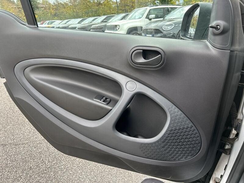 smart fortwo III 2015 1.0 Passion 71cv twinamic