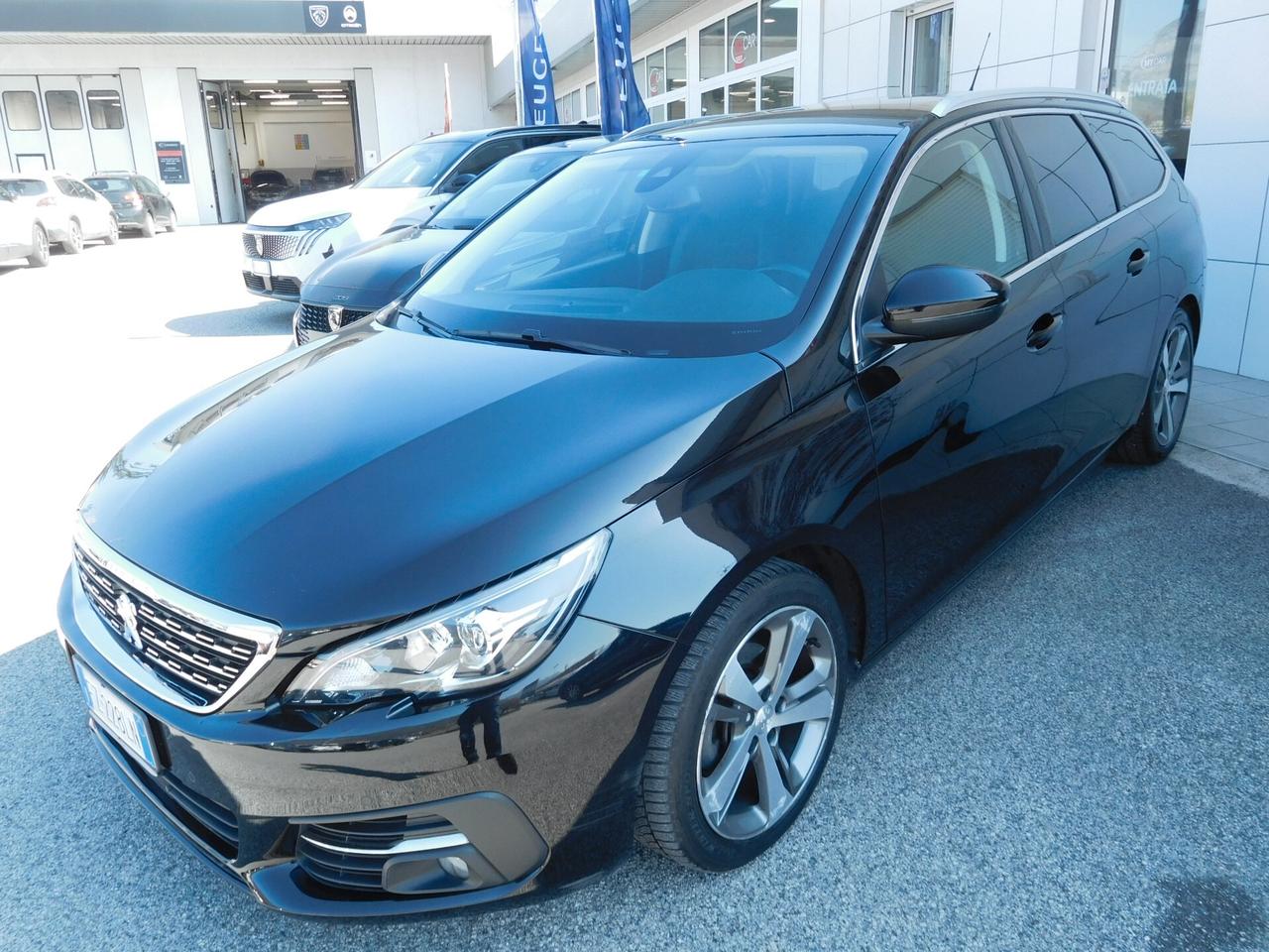 Peugeot 308 BlueHDi 130 S&S SW Allure