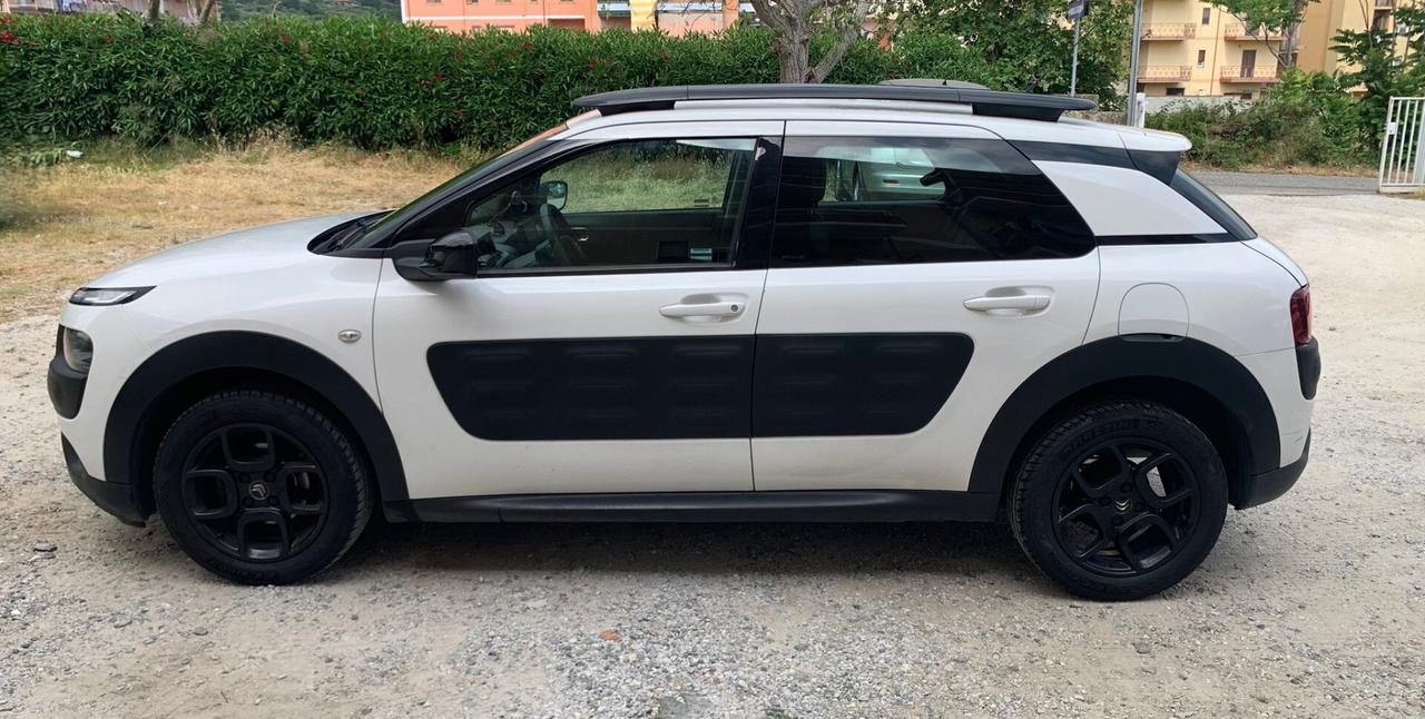 Citroen C4 Cactus PureTech 82 Shine