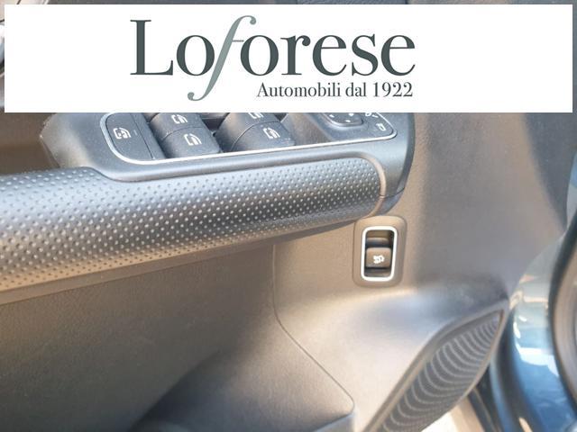 MERCEDES-BENZ GLB 200 d Automatic Sport