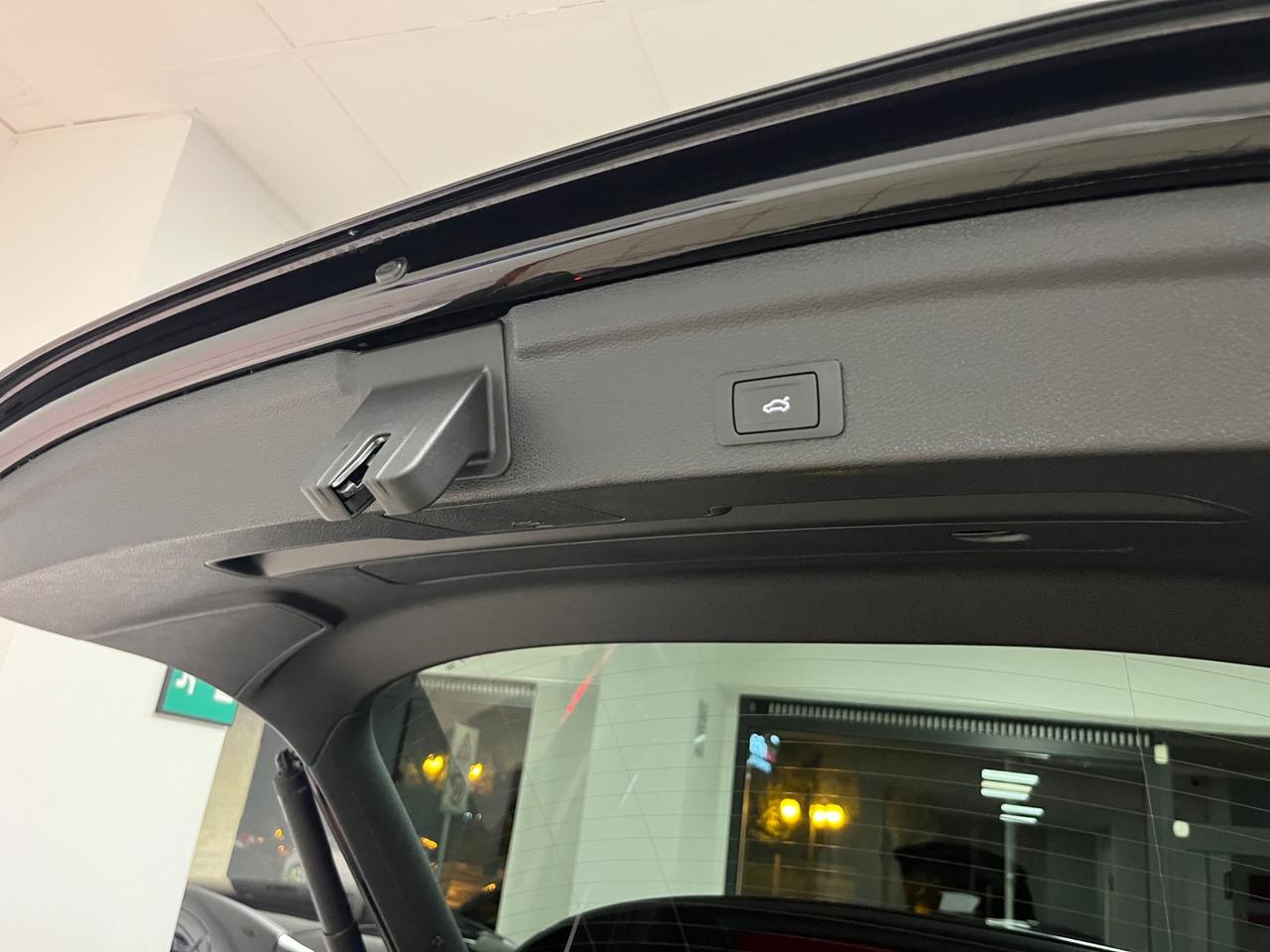 Audi Q3 SPB 35 TDI S-Line Identity Black 2024’