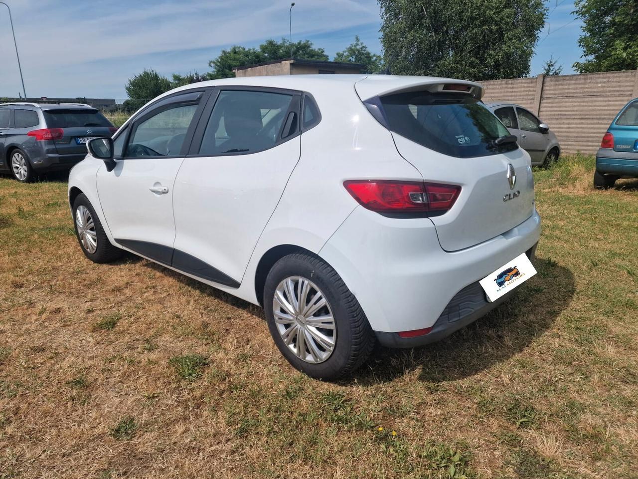 Renault Clio 1.5 dCi 75CV ADATTA NEOPATENTATI