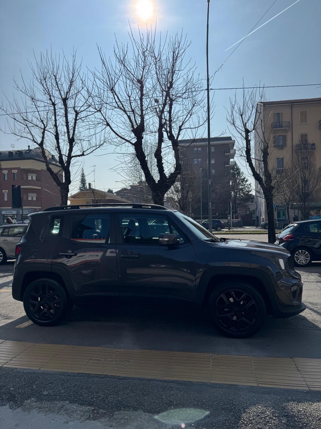 Jeep Renegade 1.0 120 cv Night Eagle