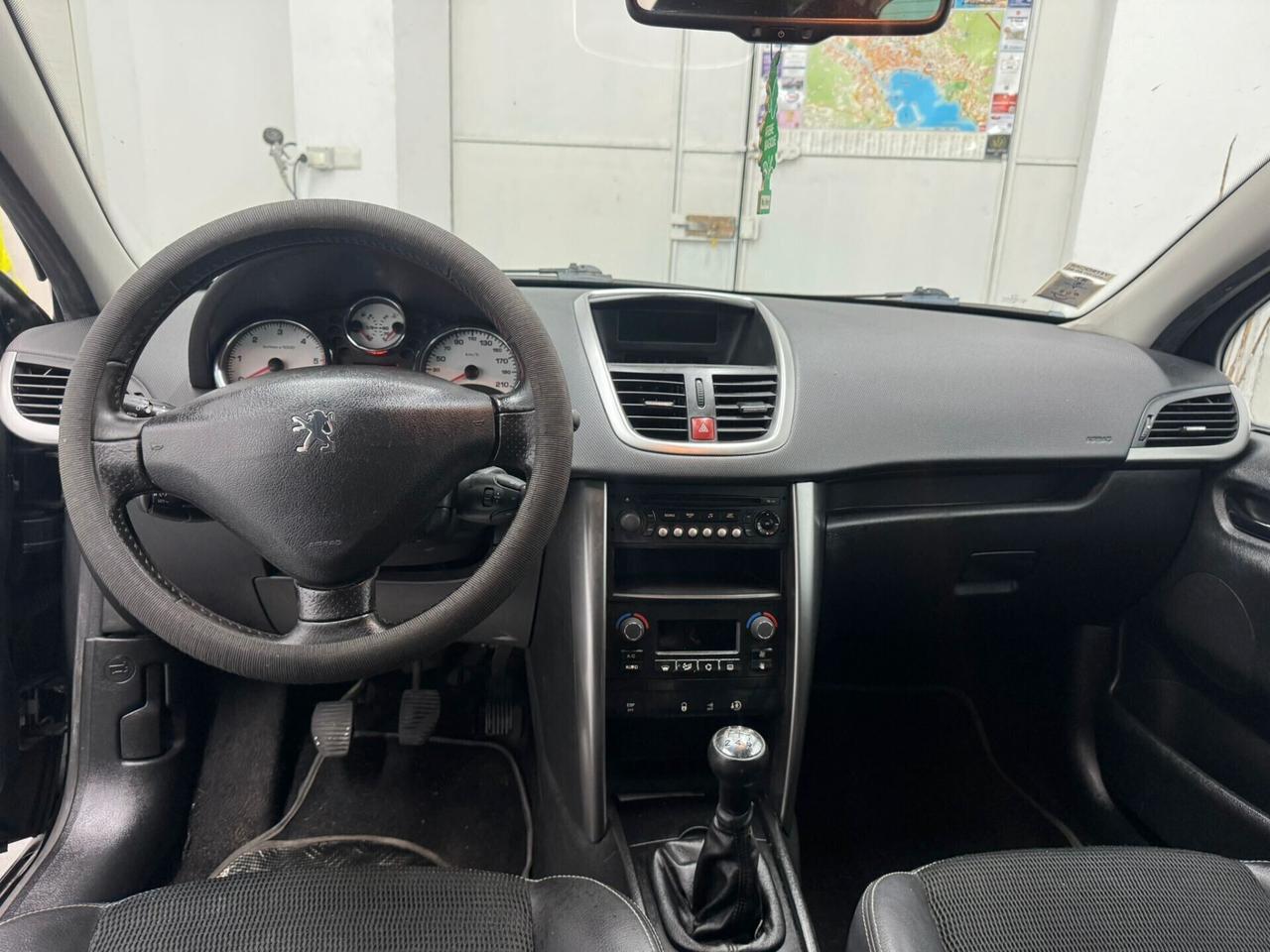 Peugeot 207 1.6 8V HDi 112CV SW Outdoor