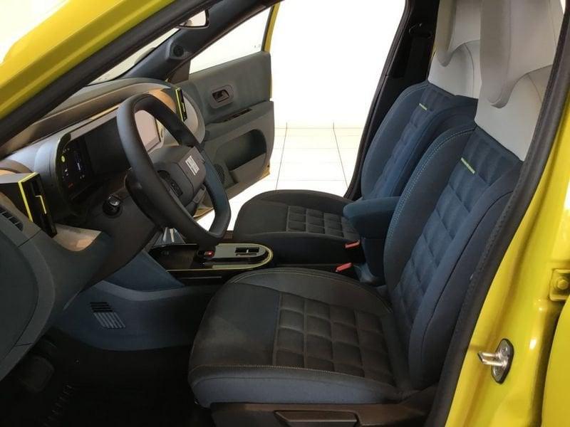 FIAT Grande Panda Grande Panda 1.2 Hybrid 110 CV S&S La Prima - KM0 PREZZO REALE