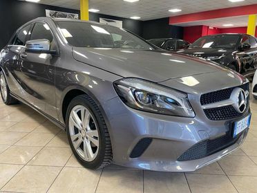 MERCEDES-BENZ A 180 d Sport **XENON/NAVI/UNICOPRO**