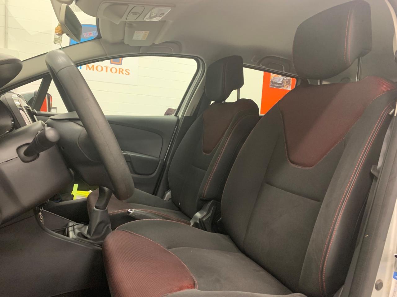 Renault Clio 1.2 75CV 5 porte Wave