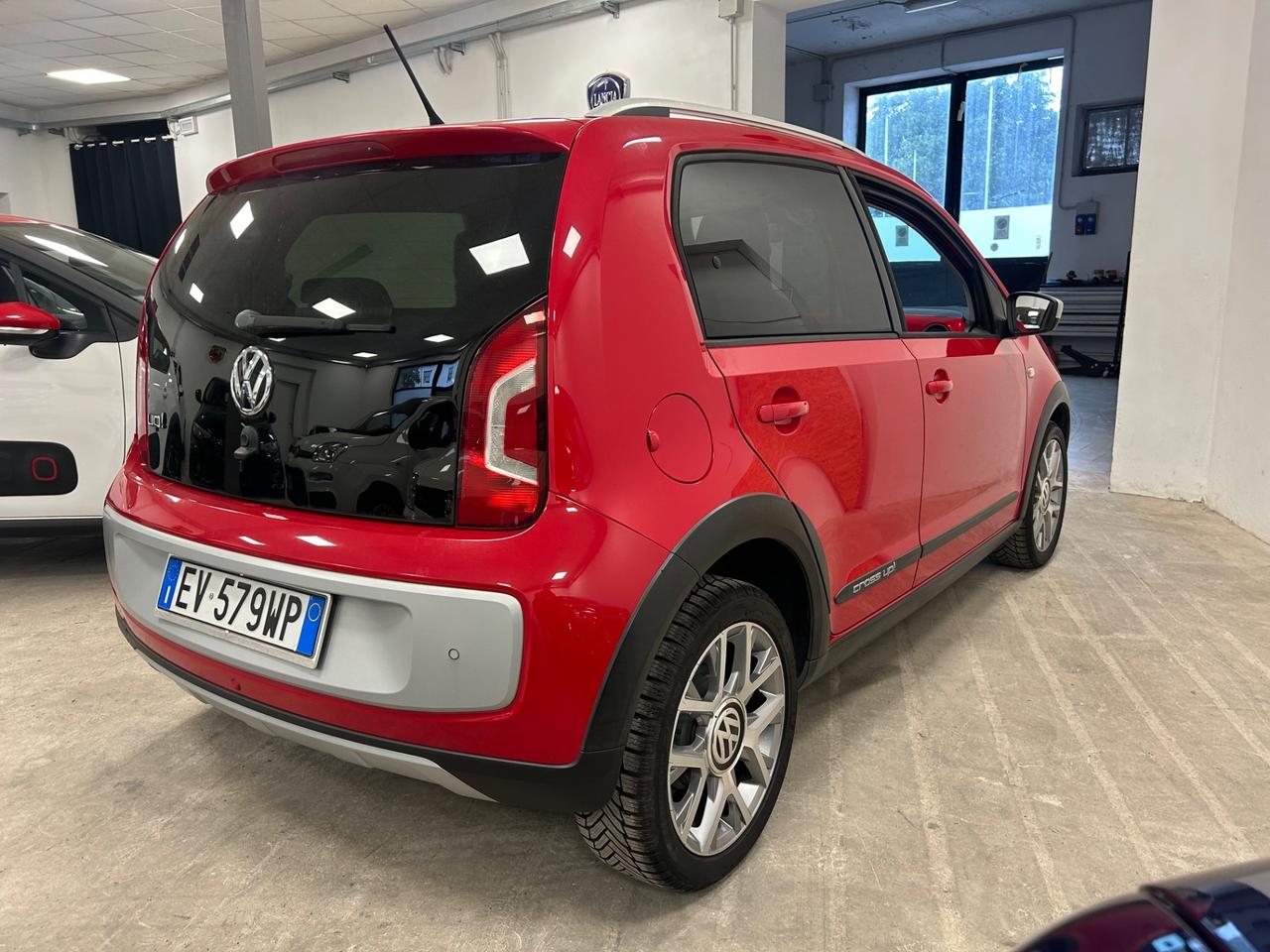 Volkswagen up! Cross 1.0 75 CV 5p. Solo 30mila km!