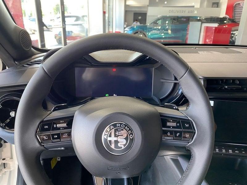 Alfa Romeo Junior 1.2 136 CV Hybrid eDCT6 NO DI VINCOLI FINANZIAMENTO