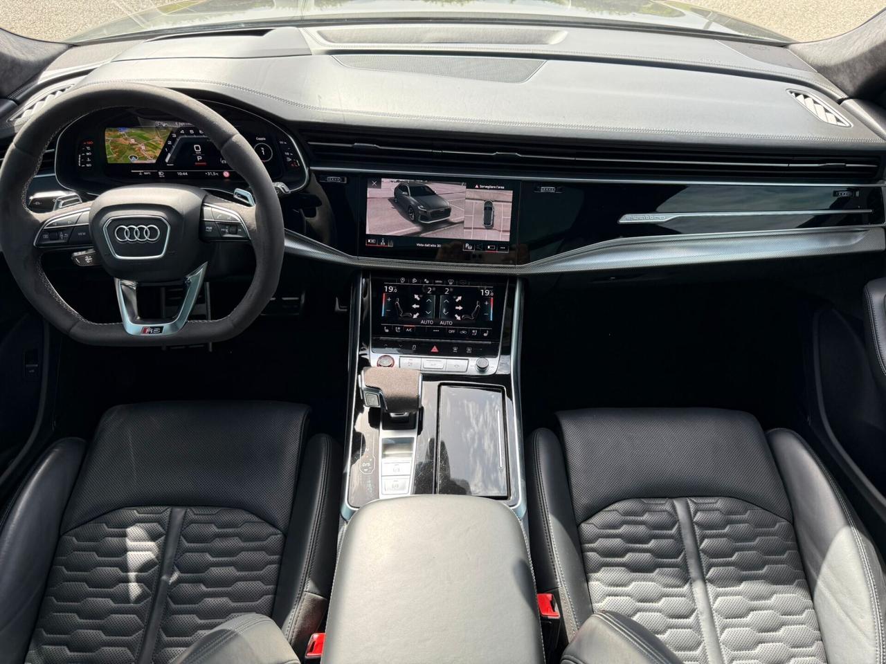 Audi Q8 RS TFSI V8 quattro tiptronic