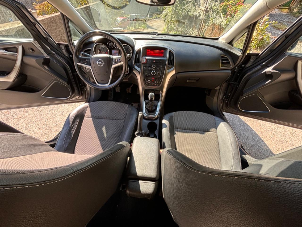 Opel Astra 1.7 CDTI 125CV Sports Tourer Cosmo