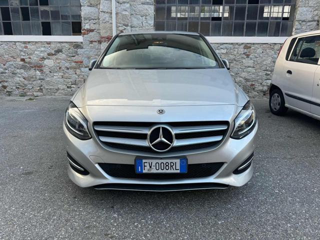 MERCEDES-BENZ B 200 d Automatic Sport