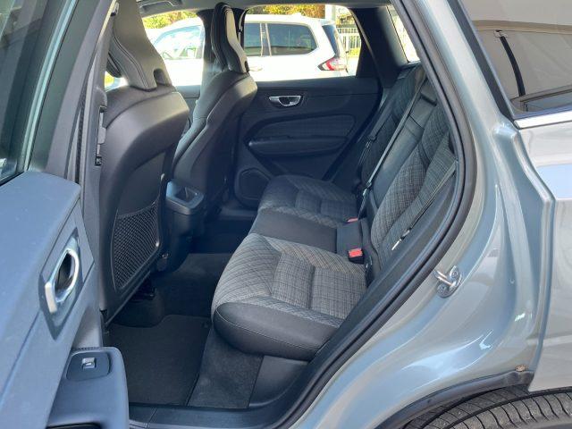 VOLVO XC60 B4 (d) automatico Core