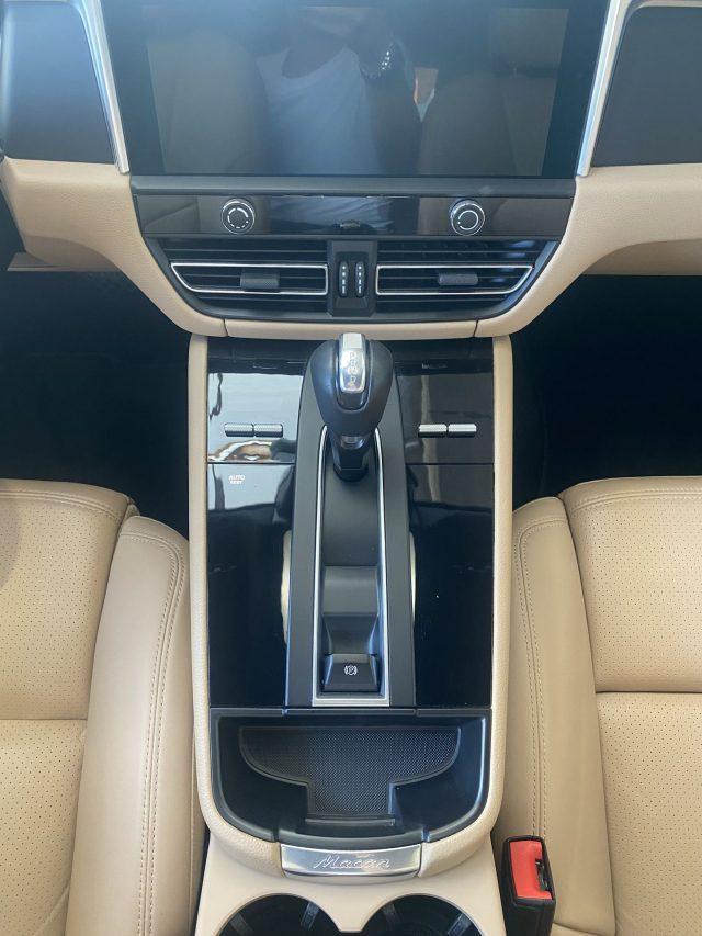 PORSCHE Macan 2.0