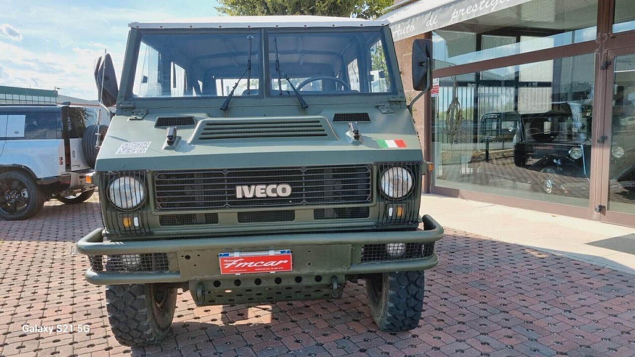 Iveco VM90 TORPEDO 2 4x4.Autocarro 7 Posti patente B