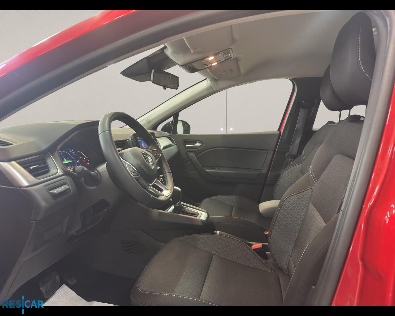 RENAULT Captur 1.6 E-Tech hybrid Zen 145cv auto