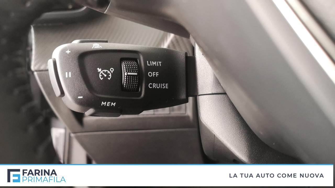 PEUGEOT 2008 1.2 hybrid Allure 136cv e-dcs6