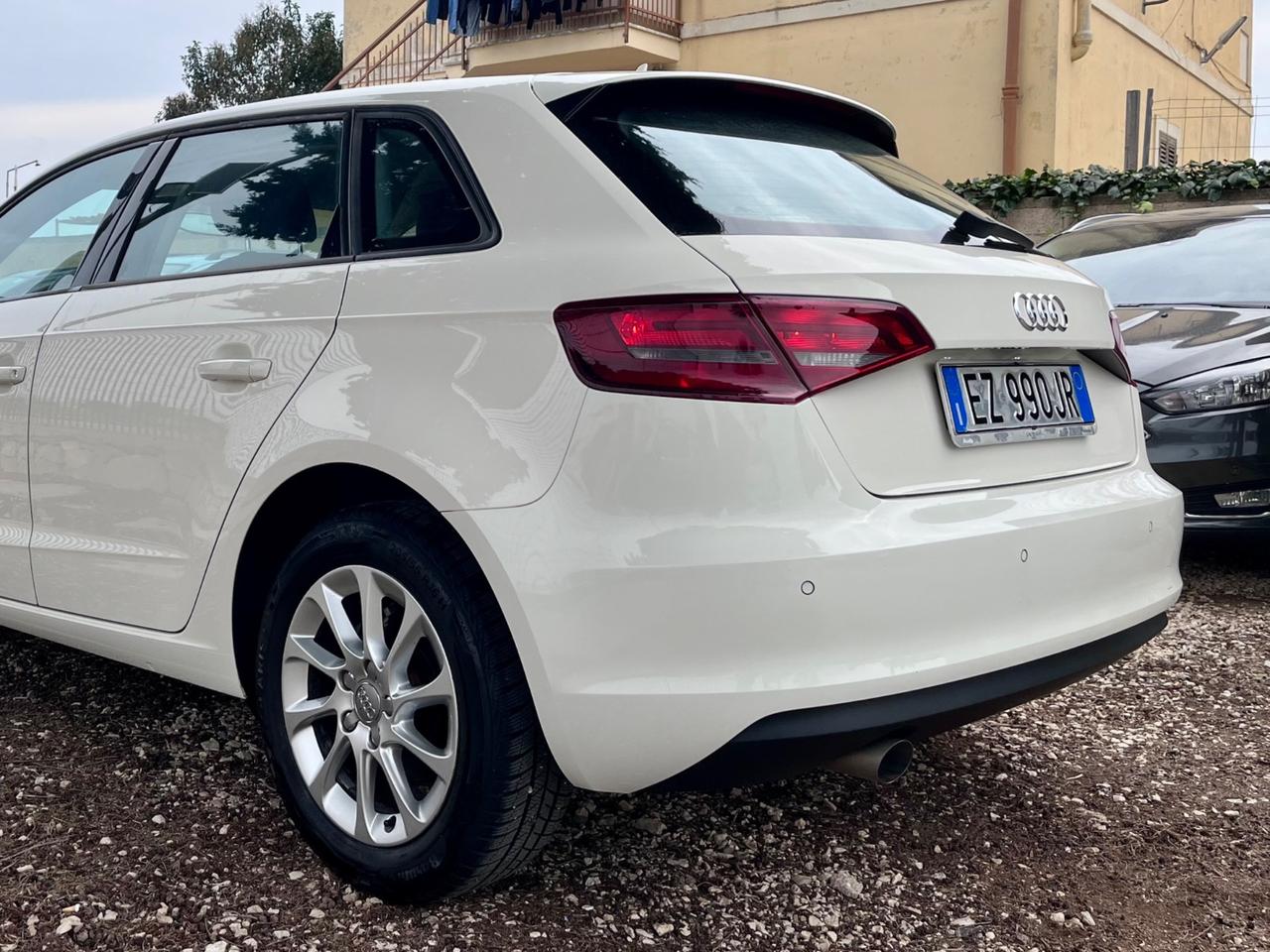 Audi A3 SPB 1.6 TDI clean diesel Business