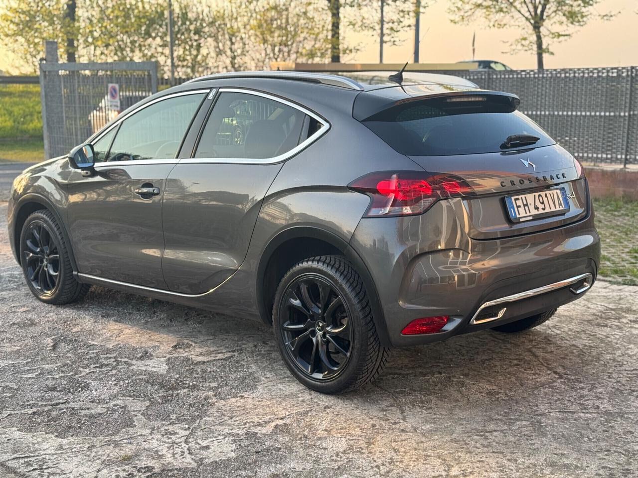 Ds DS4 DS 4 Crossback BlueHDi 180 S&S EAT6 So Chic