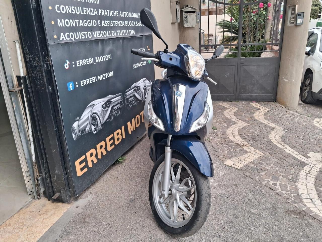 Piaggio Medley 150
