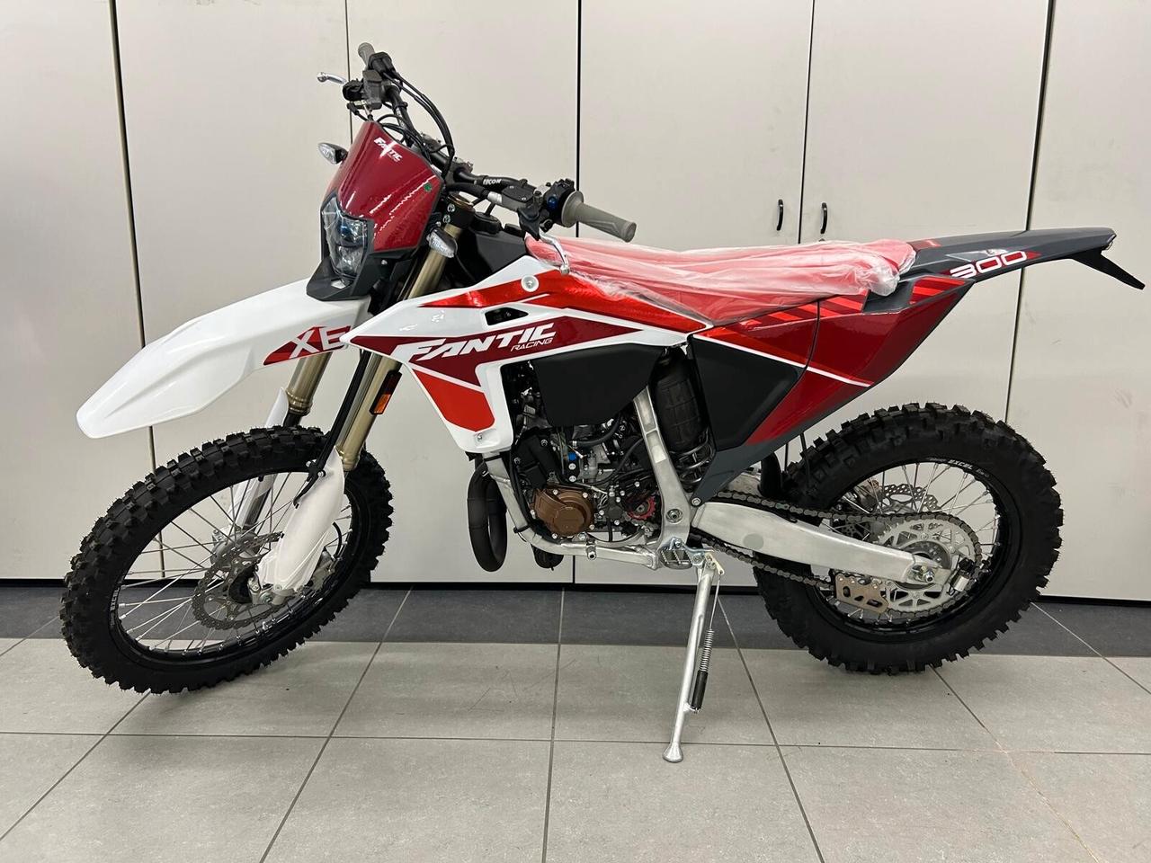 FANTIC XE 300 2T 2025 in promozione