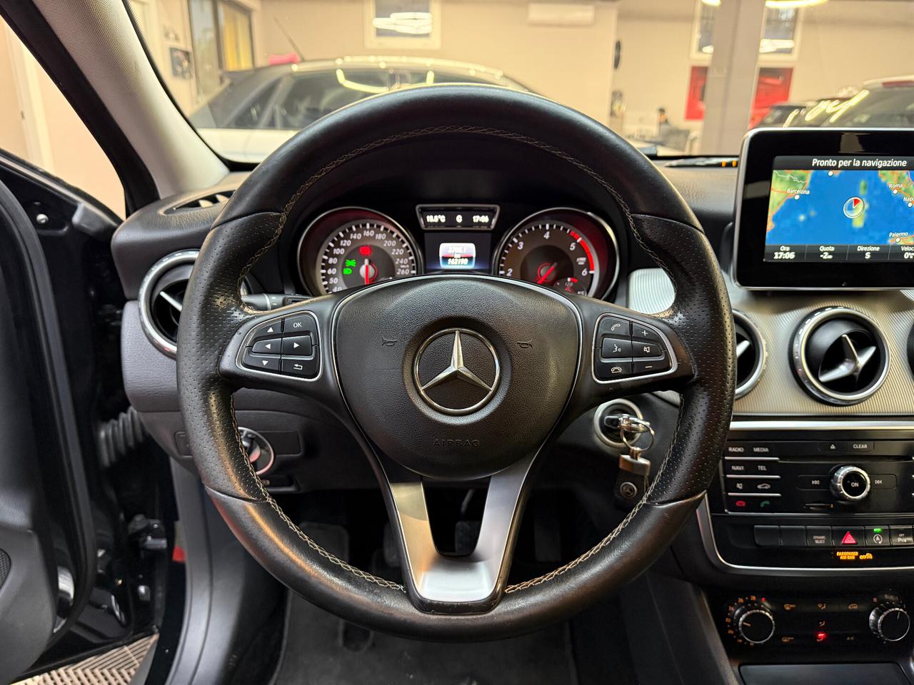 Mercedes-benz GLA 180 d - FABIANOAUTO