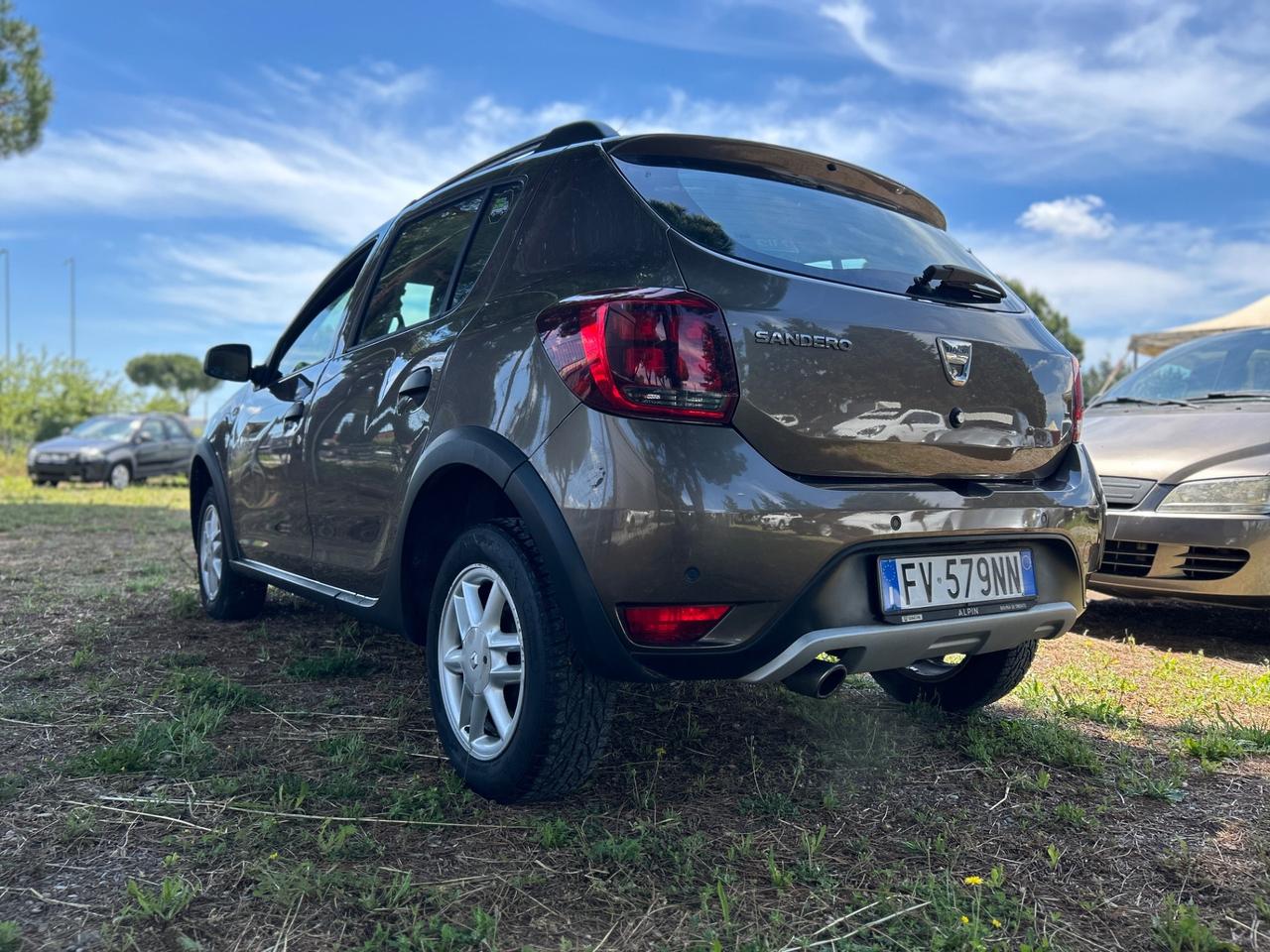 Dacia Sandero Stepway 0.9cc*NAVI*GPL FABBRICA*NEOPATENTATI*
