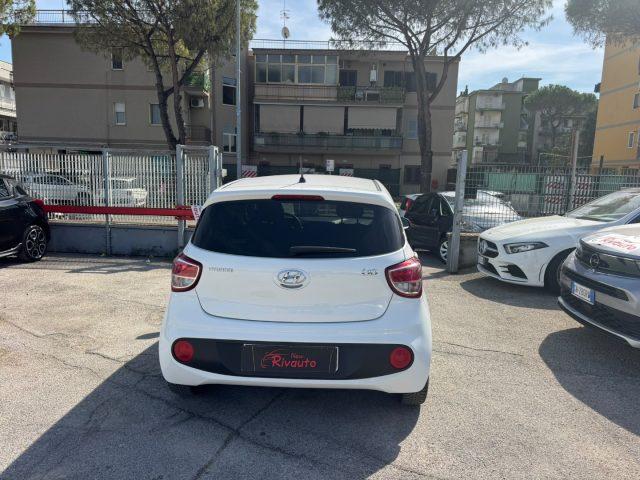 HYUNDAI i10 1.0 12V MPI TECH AUTOMATICA