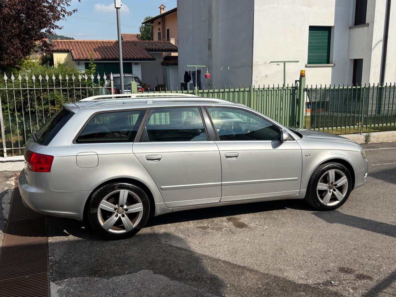 Audi A4 2.0 140 CV 2006