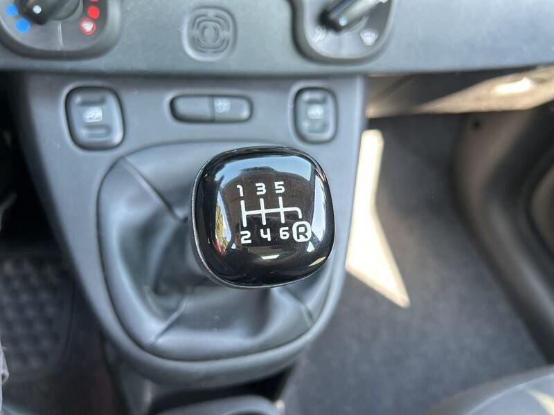 FIAT Panda New My23 1.0 70cv Hybrid Panda