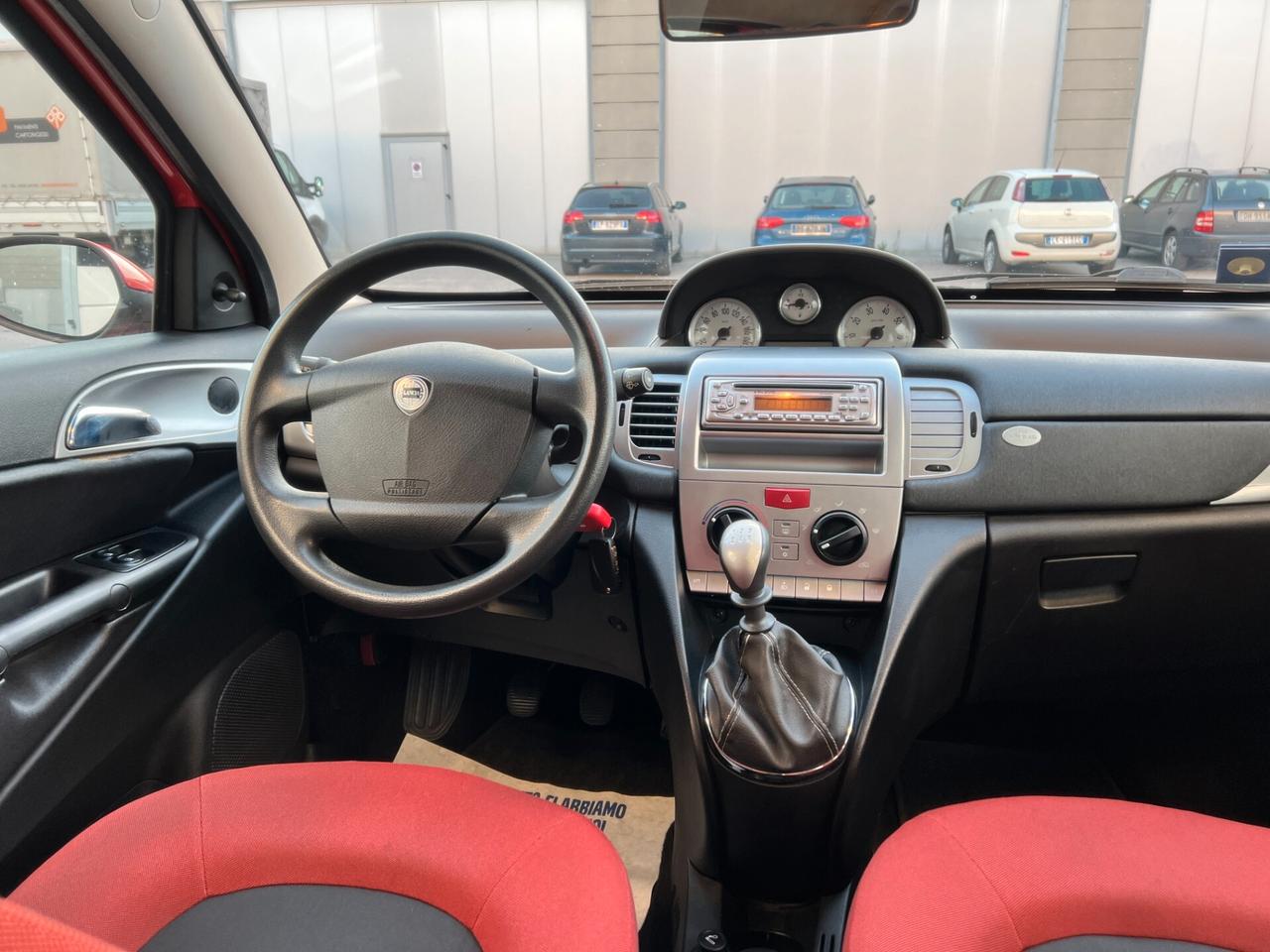 Lancia Ypsilon 1.2 Modamilano 44 kw