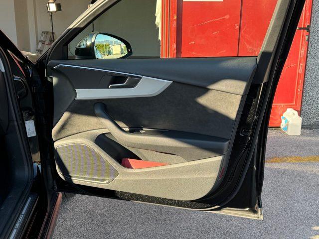 AUDI A4 allroad 40TDI 204CV Business.Ev.Matrix/Tetto/Gancio/Radar